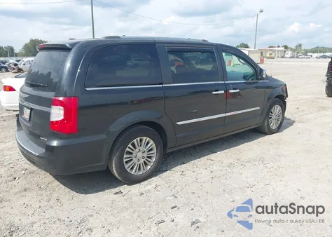 2016 Chrysler Town & Country Limited z USA, uszkodzony, nr VIN 2C4RC1JG5GR221593